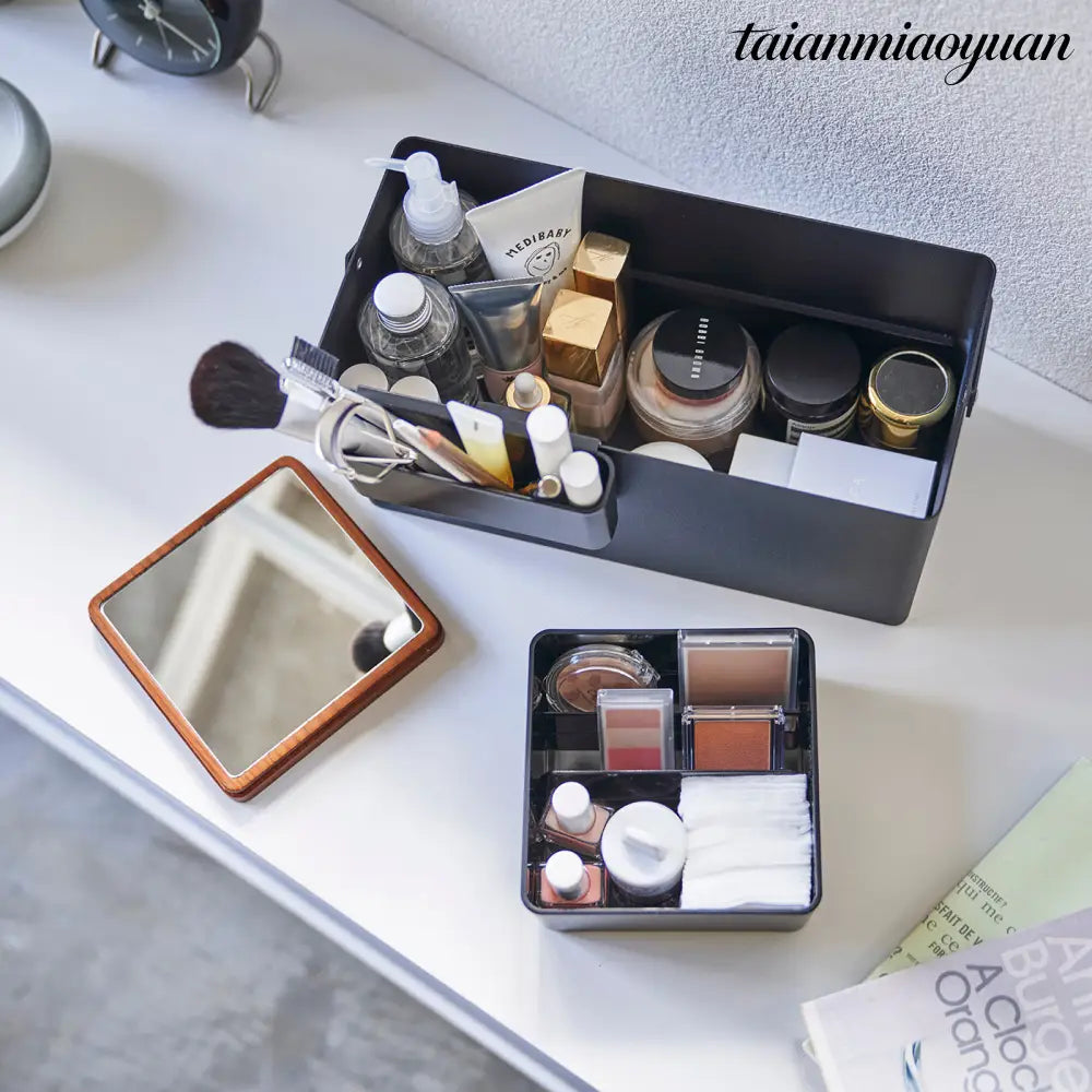Makeup Box - Make-Up Storage