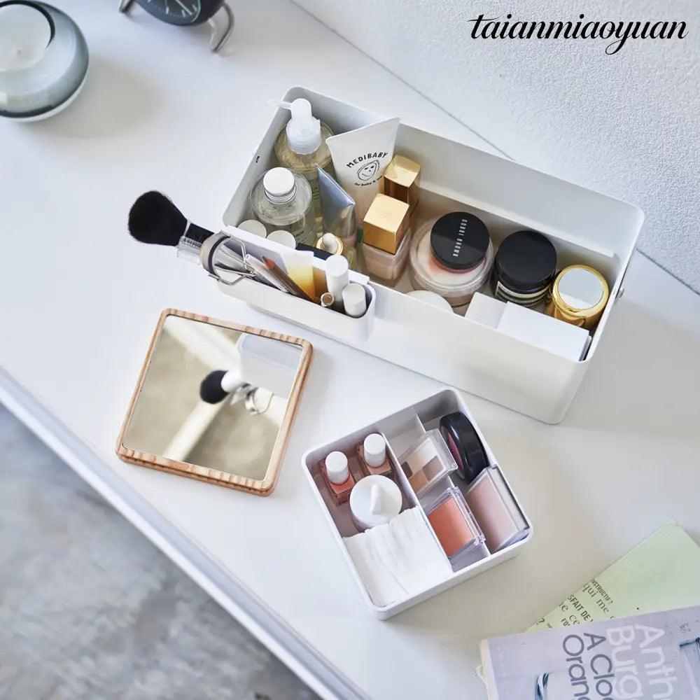 Makeup Box - Make-Up Storage